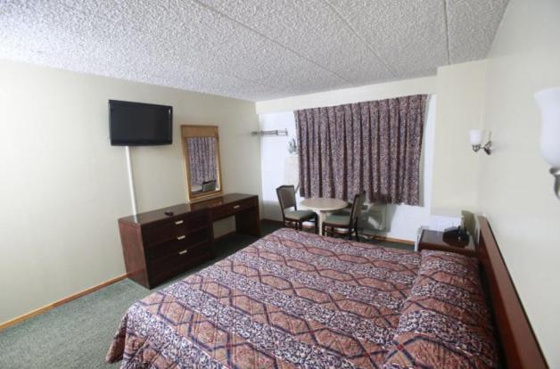 Meadowbrook Motor Lodge Jericho Room photo